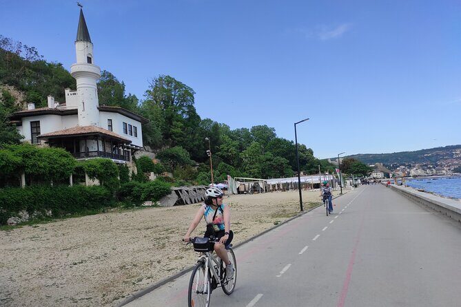 Bulgaria Cycling Day Tours - country & sea - Bikes, helmets, and what’s included for a fair, low-friction day