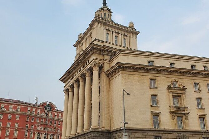 Communist Walking Tour of Sofia - Guides and group size: how to get value from a 3-hour walk