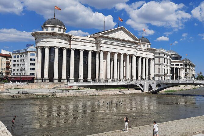 Day tour from Sofia to Skopje, Matka Canyon and Vrelo cave - Guide quality and group size: why it matters on a border day