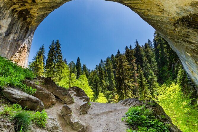 Day trip to The Marvelous Bridges and the unique Rhodope cuisine - Price and logistics: what you’re really paying for