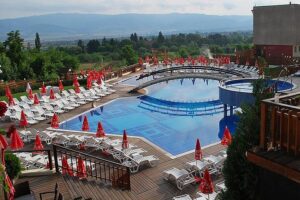 Full-day Rila Mountains, Seven Lakes Hike, and Hot Springs Tour from Sofia - Chair lift reality: time saved, extra ticket to plan