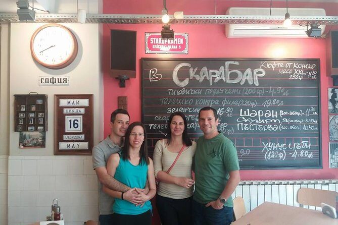 Market Food Tour - Getting the Most Out of a 15-Person Max Group