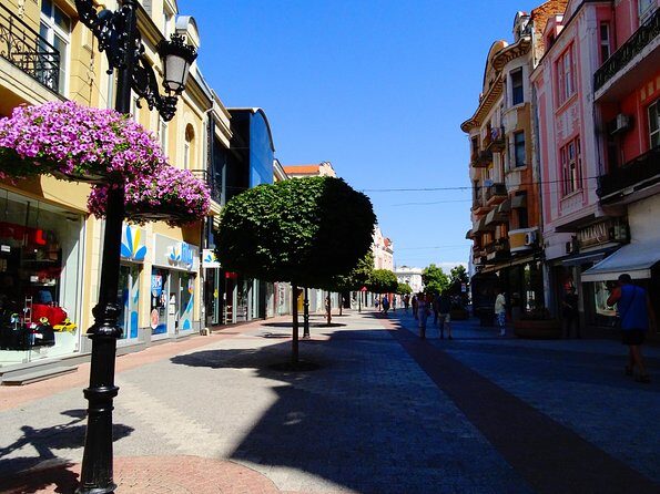Plovdiv and Bachkovo Monastery tour from Sofia - What about lunch and breaks? How to plan food on your own