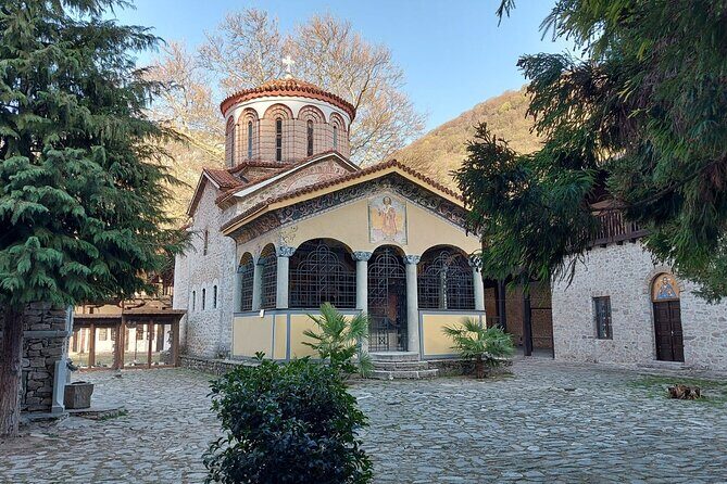 Plovdiv, Asen's Fortress and Bachkovo Monastery small group tour with pickup - Assen’s Fortress: hilltop views, uneven access, and one included admission
