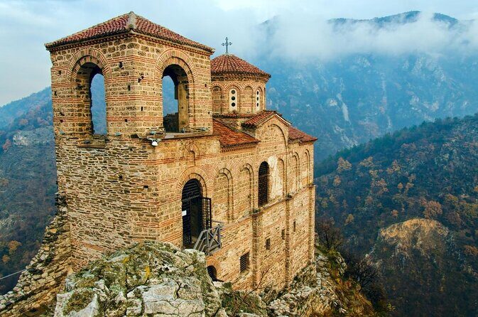 Private Day Trip to Plovdiv and Asen's Fortress - Key Points