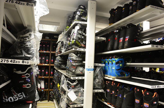 Ski and Snowboard equipment rental in Borovets - Missing items you’ll want to plan for