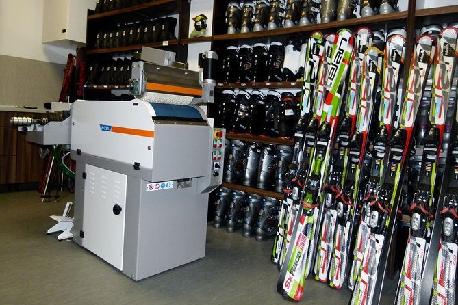 Ski and Snowboard Equipment servicing in Bansko - Ski and snowboard servicing in Bansko, in plain terms