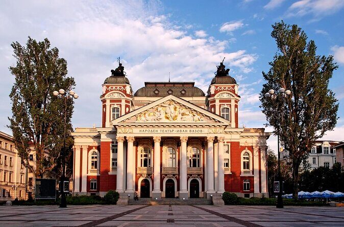 Sofia by Night Panoramic Tour with Dinner and Folklore Show - Timing and pacing: a 4-hour plan that keeps moving