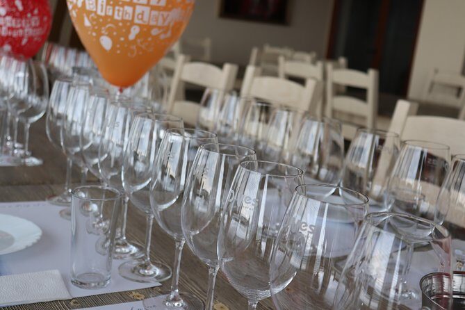 Special History And Wine Tour including Wine Tasting - Lavender aroma sampling in June and July: a seasonal twist