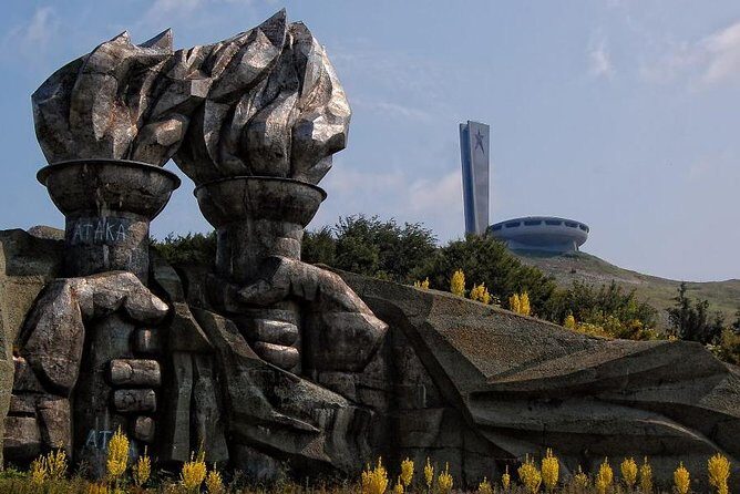Symbol of the Communism Buzludzha monument and the Rose valley - Key things to know before you go