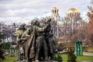 The Most Affordable Private Sofia Walking Tour - Choose the right option: privately guided vs e-guide