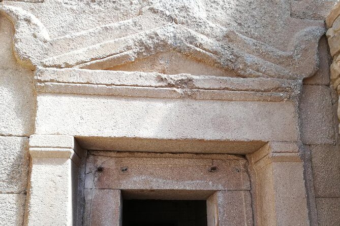 Valley of the Thracian Kings, Hidden Treasures - What you should bring (and how to make the most of the day)