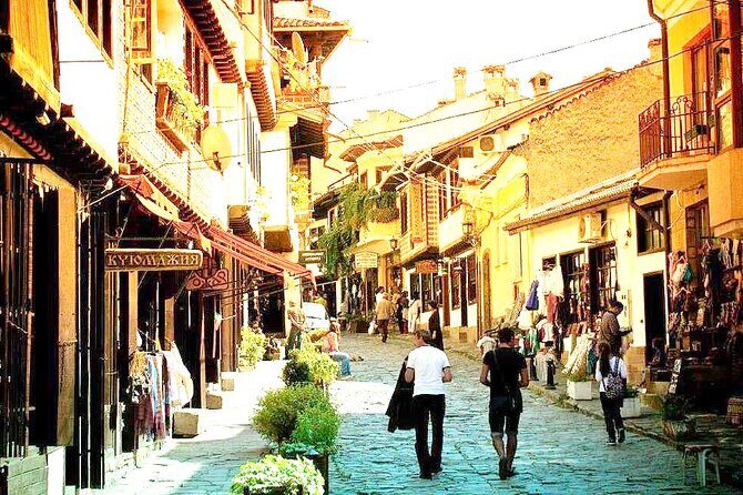 Veliko Tarnovo and Arbanasi Tour from Sofia - Entering Tsarevets: Where the Second Bulgarian Kingdom Still Shows Up