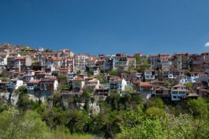 Veliko Tarnovo and Arbanassi Small-Group Day Trip from Sofia - Veliko Tarnovo: Tsarevets Fortress and the city that tells a story